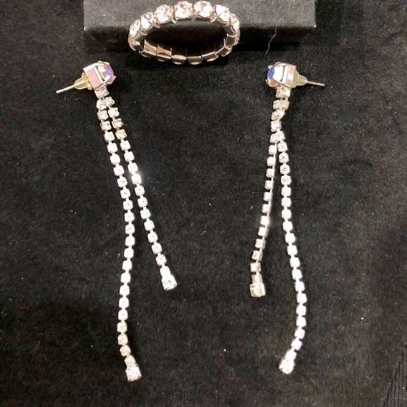 💍 RING & EARRINGS rhinestone set (2pc) special occasion jewelry set EUC - Picture 7 of 12